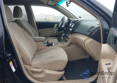 2011 Toyota Highlander Base V6 из США, поврежденный, VIN 5TDZK3EH9BS047318